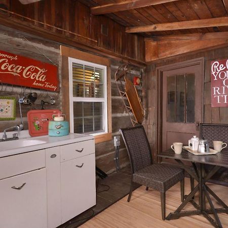 On River Time Gatlinburg Exterior photo